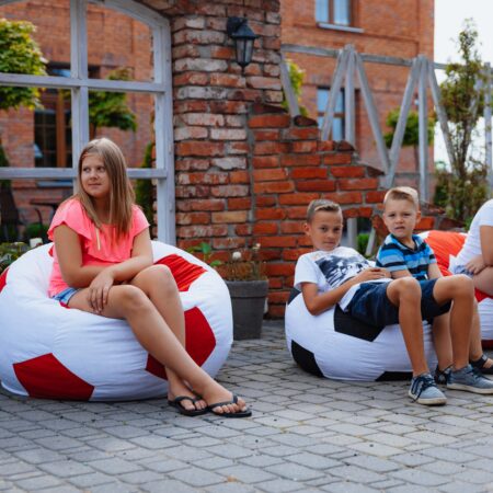Pufa Piłka nożna 85cm z dziećmi
